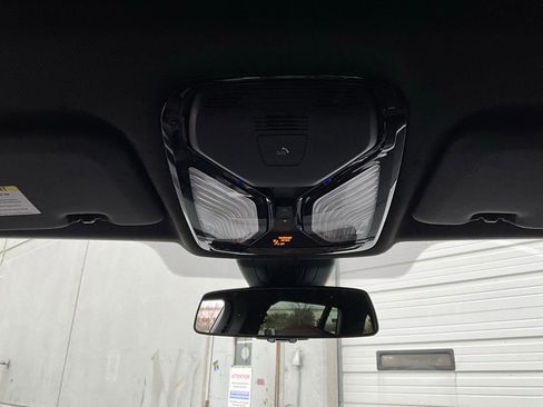 Used 2023 BMW X5 xDrive40i w/ Luxury Seating Package image 16