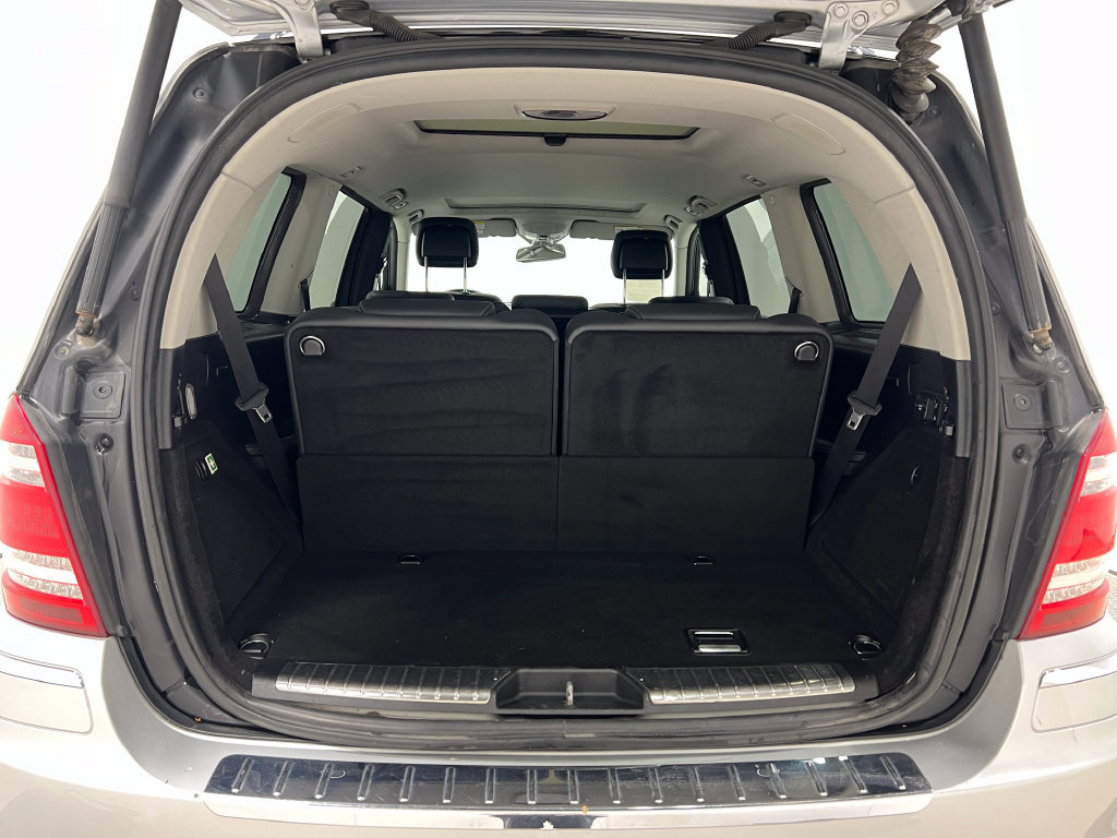 Used 2010 Mercedes-Benz GL 450 4MATIC image 25