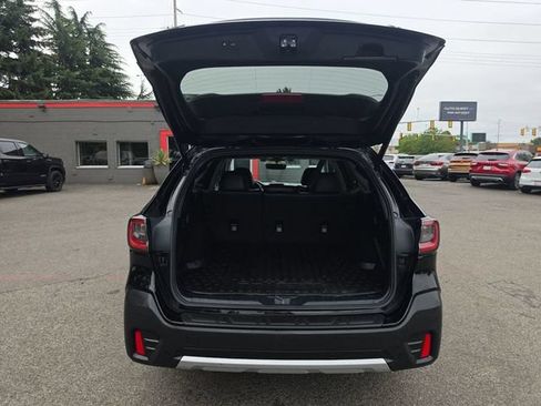 Used 2020 Subaru Outback Limited AWD/4WD image 11