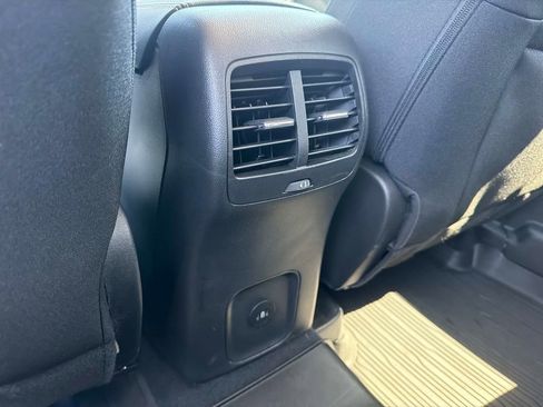 Used 2023 Ford Escape Active w/ Tech Pack #2 AWD/4WD image 17