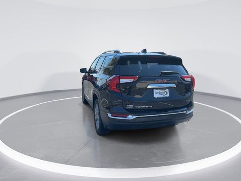 Used 2022 GMC Terrain SLT w/ Infotainment Package II image 8
