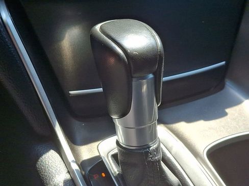 Used 2018 Honda Accord Sport image 14