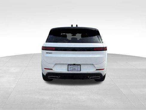 New 2026 Land Rover Range Rover Sport Dynamic SE AWD/4WD image 8