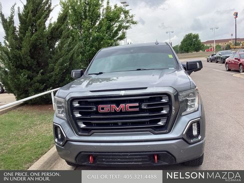 Used 2021 GMC Sierra 1500 AT4 w/ AT4 Value Package AWD/4WD image 2