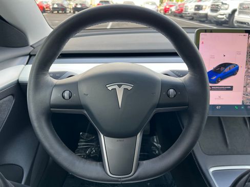 Used 2021 Tesla Model 3 Standard Range Plus image 30
