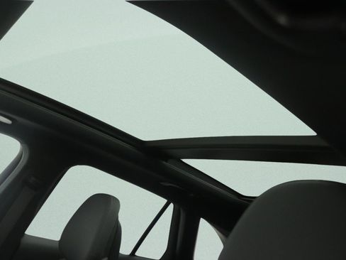 New 2026 Mercedes-Benz GLC 300 image 11