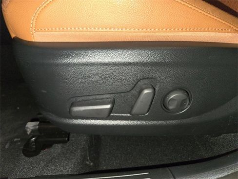 Used 2025 Kia Soul EX image 12