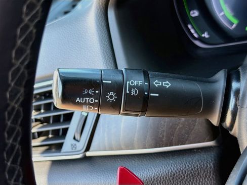 Used 2018 Honda Accord Touring image 29