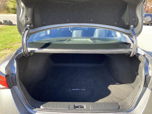 Used 2024 Nissan Sentra SV image 27