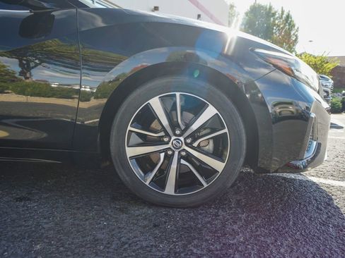 Used 2021 Nissan Maxima 3.5 SV w/ Floor Mat Group image 5