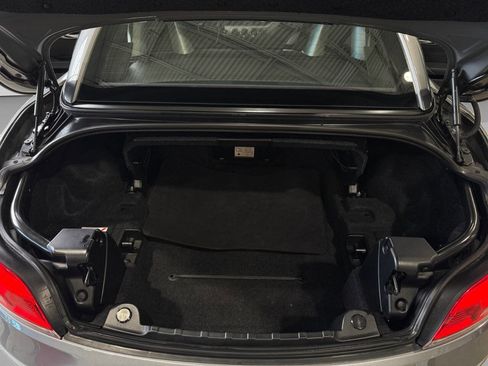 Used 2013 BMW Z4 sDrive35i w/ M Sport Pkg image 19