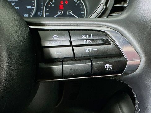 Used 2024 MAZDA MAZDA3 s FWD image 23