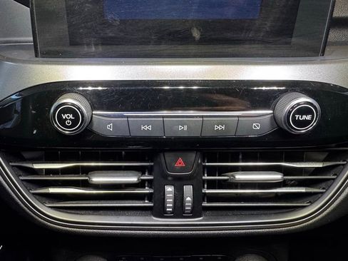 Used 2023 Ford Escape Active image 30