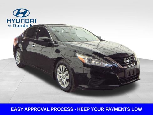 Used 2017 Nissan Altima 2.5 S w/ Power Driver Seat Package image 3