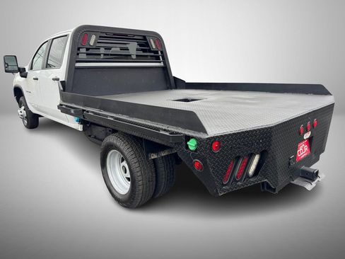 Used 2021 Chevrolet Silverado 3500 W/T w/ WT Convenience Package image 4