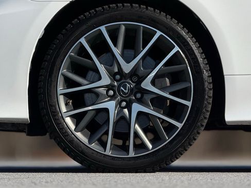 Used 2015 Lexus RC 350 AWD w/ Navigation System Package image 17