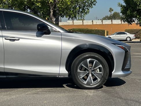 Certified 2023 Lexus RZ 450e Premium w/ Technology Package AWD/4WD image 34