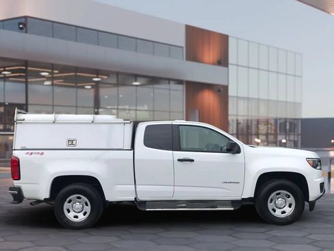 Used 2019 Chevrolet Colorado W/T w/ WT Convenience Package AWD/4WD image 4