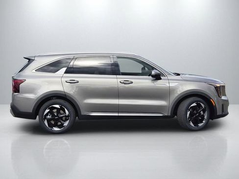 New 2026 Kia Sorento EX FWD image 3