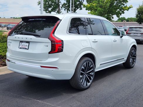 New 2026 Volvo XC90 T8 Ultra w/ Protection Package Premier image 2