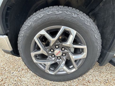 Certified 2023 GMC Sierra 1500 SLT w/ SLT Convenience Package image 33