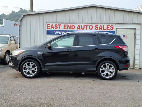 Used 2016 Ford Escape Titanium AWD/4WD image 2