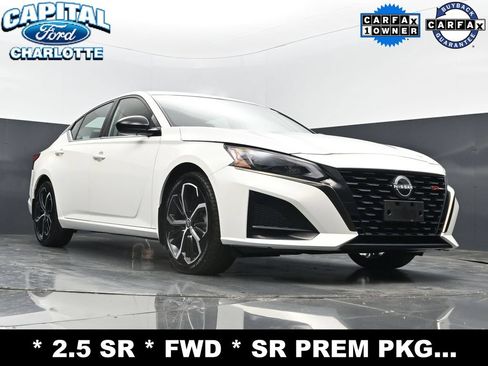 Used 2023 Nissan Altima 2.5 SR w/ SR Premium Package FWD image 20