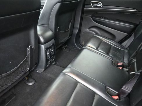 Used 2019 Jeep Grand Cherokee Limited AWD/4WD image 21