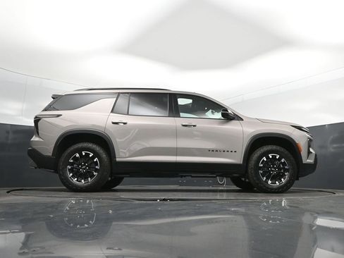 New 2026 Chevrolet Traverse Z71 w/ Enhanced Driving Package AWD/4WD image 45