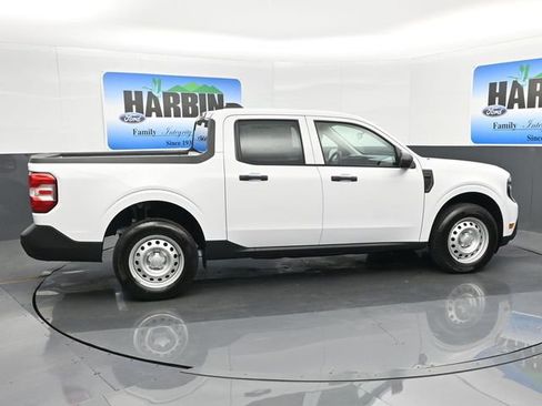 New 2025 Ford Maverick XL image 6