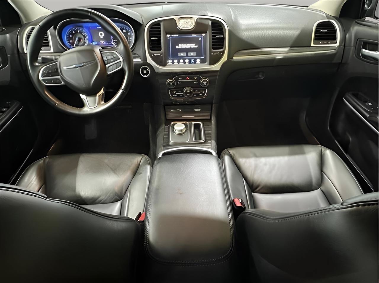Used 2022 Chrysler 300 Touring L AWD/4WD image 20