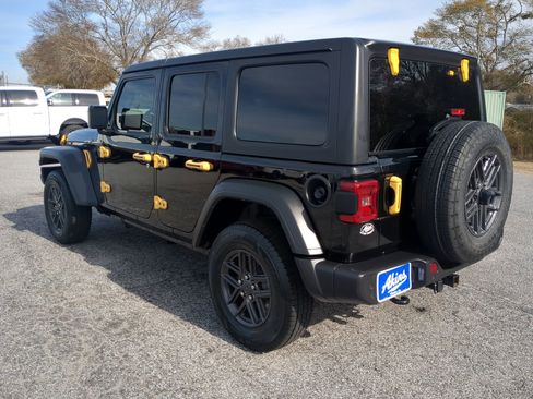 Certified 2024 Jeep Wrangler Sport S image 5