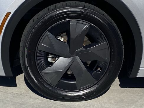 Certified 2025 Toyota Prius LE image 8