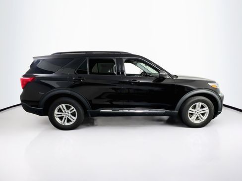 Used 2021 Ford Explorer XLT w/ Equipment Group 202A AWD/4WD image 4