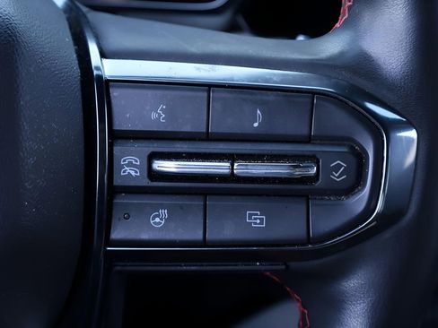 Used 2024 GMC Canyon AT4X image 17