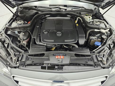 Used 2016 Mercedes-Benz E 350 Sedan image 23