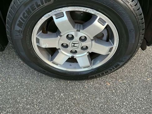 Used 2011 Honda Pilot Touring image 25