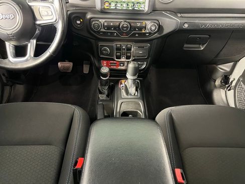 Used 2021 Jeep Wrangler Unlimited Rubicon 4xe w/ Steel Bumper Group image 15