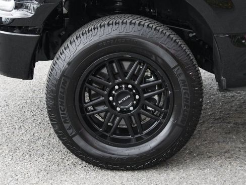 Used 2018 Ford F150 XLT RWD image 40