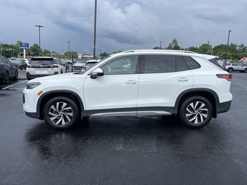 Certified 2025 Volkswagen Tiguan S FWD image 3