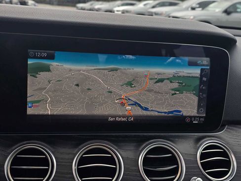 Used 2020 Mercedes-Benz E 450 4MATIC Wagon image 30