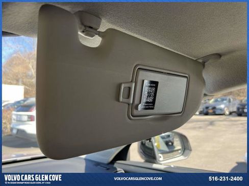 New 2026 Volvo XC40 B5 Core w/ Protection Package Premier image 31