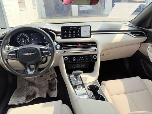 Used 2025 Genesis G70 2.5T RWD image 12
