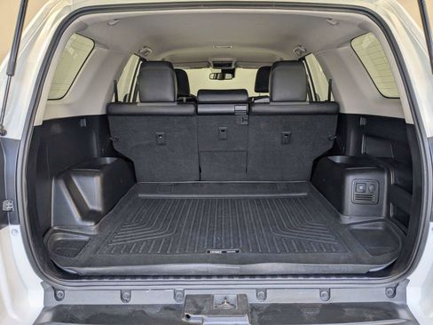 Used 2021 Toyota 4Runner SR5 Premium AWD/4WD image 7