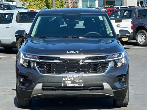 New 2026 Kia Seltos EX FWD image 9