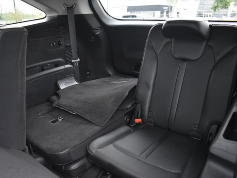 Used 2023 Kia Sorento S w/ Panoramic Sunroof Package AWD/4WD image 21