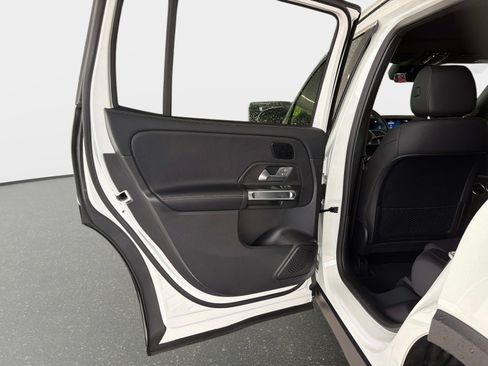 Certified 2026 Mercedes-Benz GLB 250 image 11