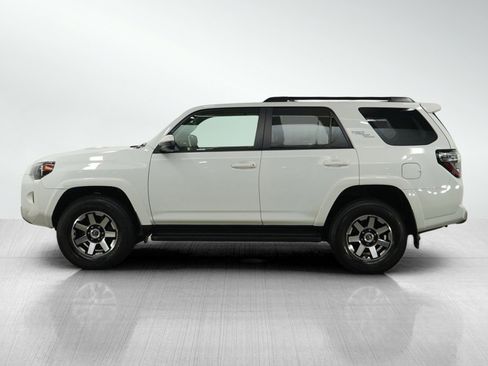 Used 2020 Toyota 4Runner TRD Off-Road image 2