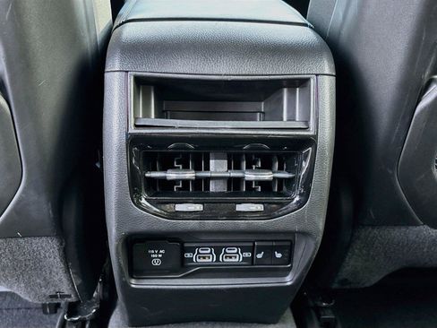 Used 2022 Jeep Grand Cherokee Trailhawk w/ Advanced Protech Group II AWD/4WD image 30