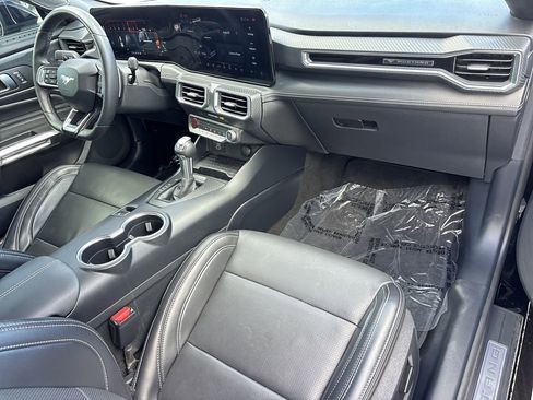 Used 2024 Ford Mustang GT Premium image 11